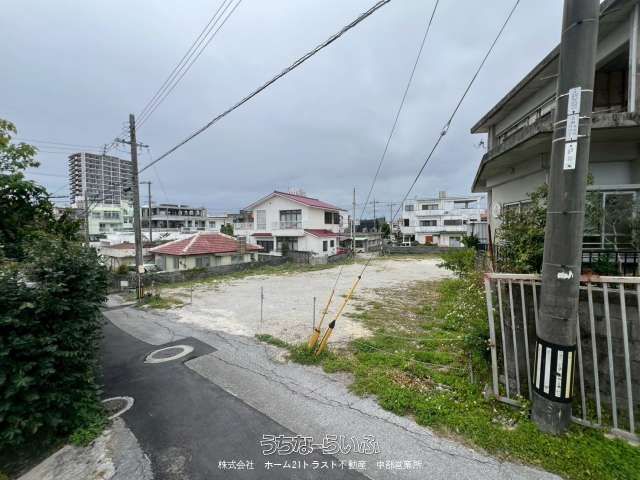 Large Parking Lot for Rent in Okinawa City, Okinawa - Thumbnail 4