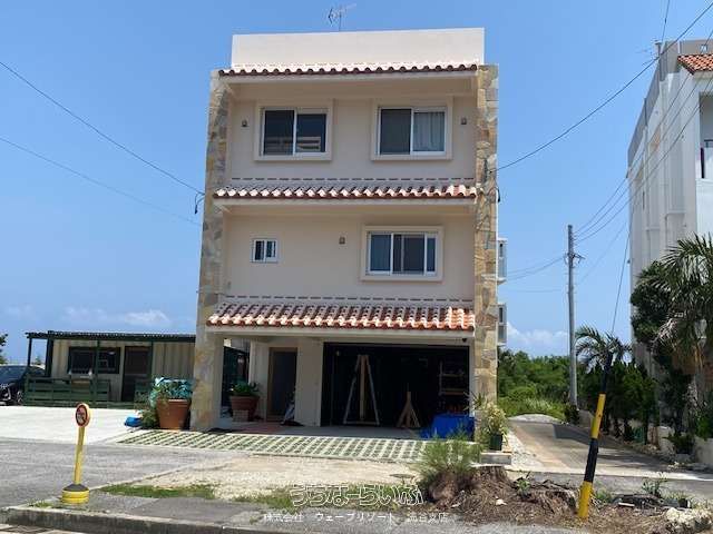 Modern 4LDK House with Rental Income in Onna Village, Okinawa - Thumbnail 2