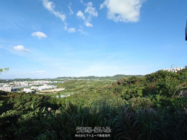 Land with Building for Sale in Nanjo City, Okinawa - Thumbnail 3
