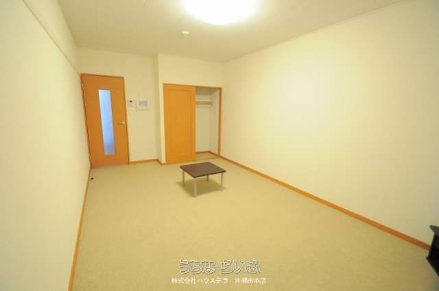 Leopalace Espoir Tenku 104: Furnished 1K Apartment for Rent in Naha - Thumbnail 3