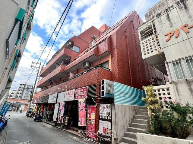 Lions Mansion Makishi Investment Apartment for Sale in Naha - Thumbnail 3