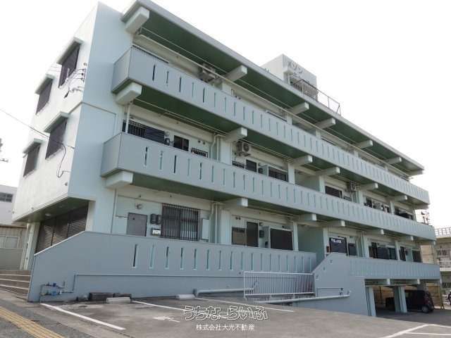 Maison Castle 202: 2DK Apartment for Rent in Ginowan, Okinawa - Thumbnail 2