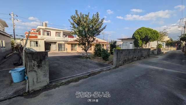 Land with Kominka for Sale in Yomitan, Okinawa - Near Nagahama Beach - Thumbnail 4