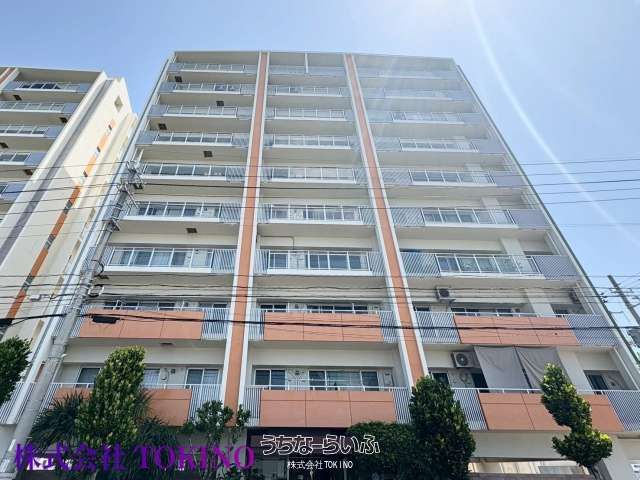Bears Court Mihama Sunset B 2LDK Condo in Chatan, Okinawa - Thumbnail 2