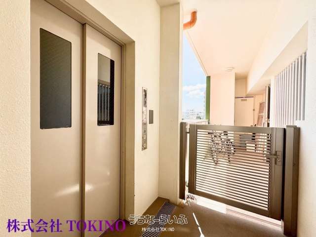 Bears Court Mihama Sunset B 2LDK Condo in Chatan, Okinawa - Thumbnail 3