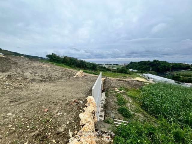 Ocean View Land for Sale in Nanjo City, Okinawa - 330.57m² - Thumbnail 2