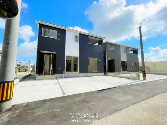 New 4LDK Detached Houses for Sale in Yaese Town, Okinawa - Thumbnail 2