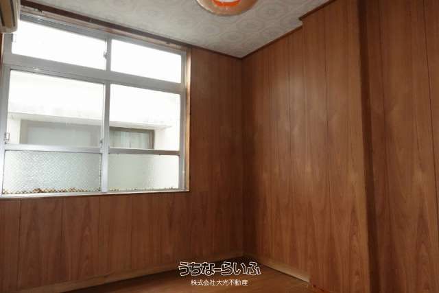 Irabu Apartment 103: Affordable 2K Rental in Ginowan, Okinawa - Thumbnail 4