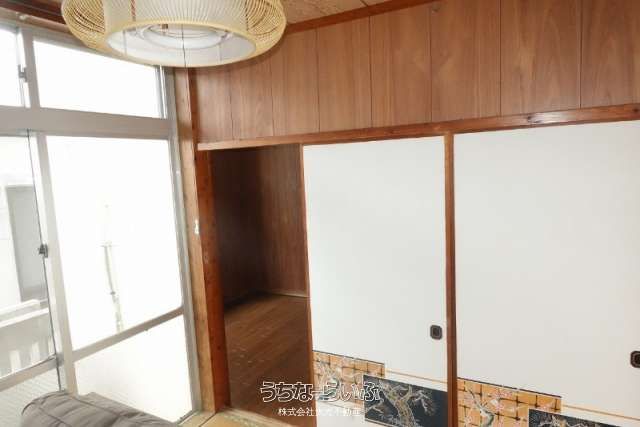 Irabu Apartment 103: Affordable 2K Rental in Ginowan, Okinawa - Thumbnail 2