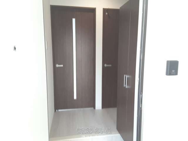 1LDK Apartment for Rent in Tomari, Naha City, Okinawa - Thumbnail 3