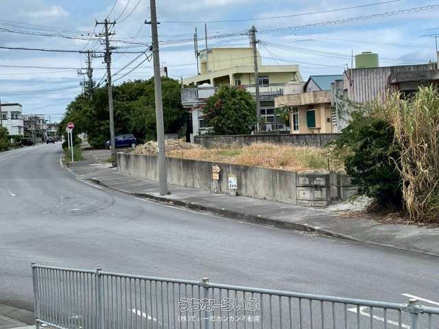239m² Land for Sale in Hefushiya, Uruma City, Okinawa - Thumbnail 3
