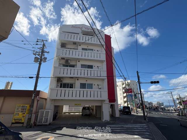 Yomitan Village Investment Condo with Ocean View & 9.72M Yen Income - Thumbnail 2