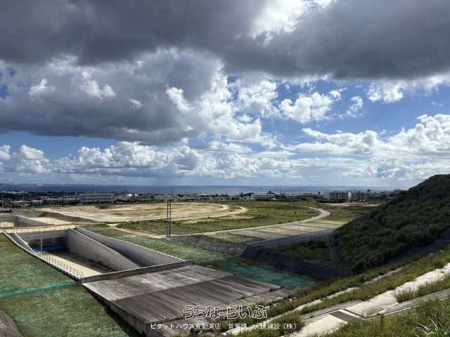 161.55m² Land for Sale in Yomitan Village, Okinawa | Park Adjacent - Thumbnail 2
