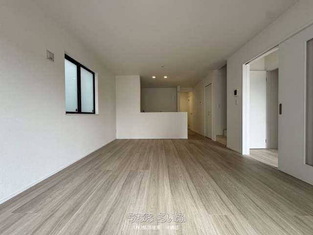 New 4LDK Detached House for Sale in Yaese Town, Okinawa - Thumbnail 4