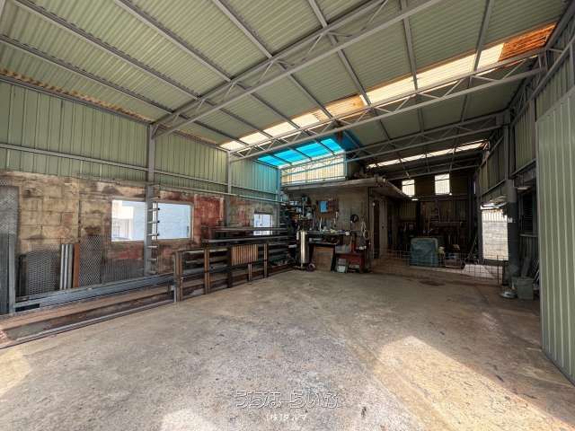 Land for Sale in Urasoe, Okinawa - 342.89 sqm with Old House - Thumbnail 3