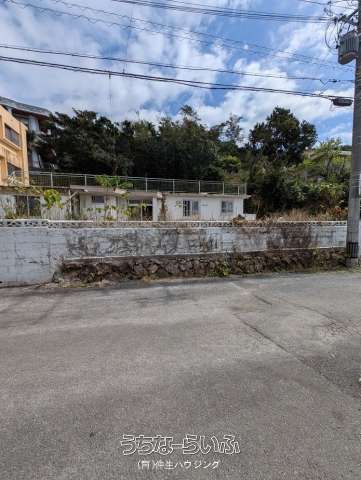 Land for Sale with Ocean Views in Ginowan, Okinawa - Thumbnail 2