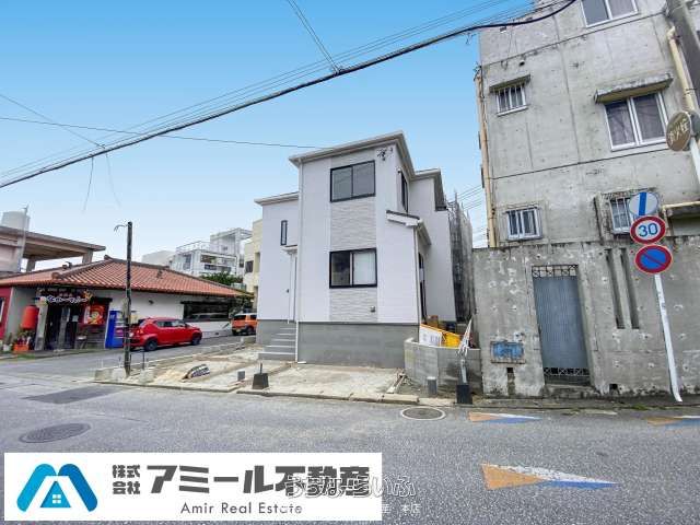New 4LDK House for Sale in Urasoe, Okinawa - Thumbnail 3