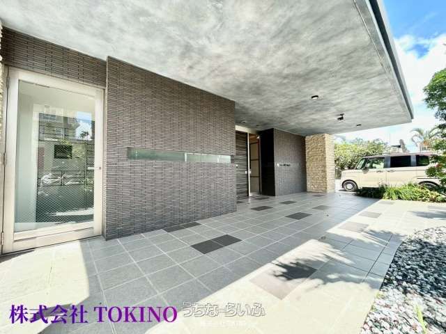 2LDK Apartment for Sale in Comfort Yamazato Rycom Tower, Okinawa - Thumbnail 3