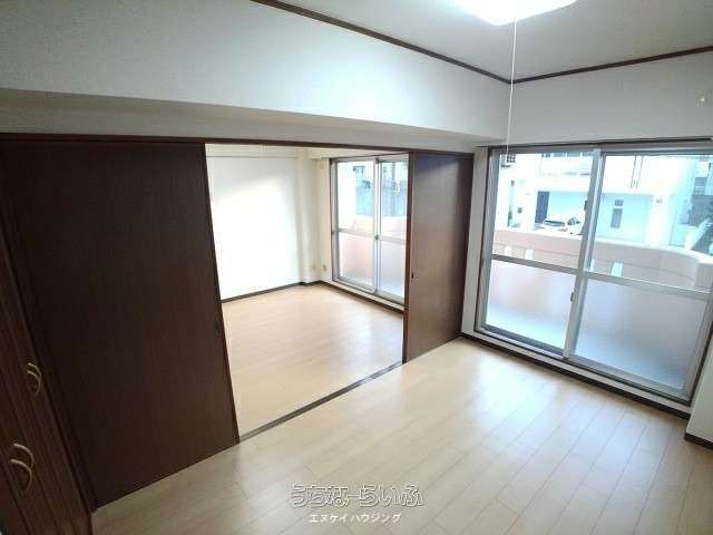 2DK Apartment for Rent in Naha City, Okinawa - Chateau Marvelous - Thumbnail 3