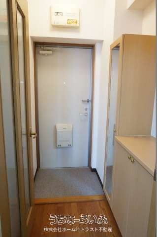 Precious 301: 2LDK Apartment for Rent in Nishihara, Okinawa - Thumbnail 2