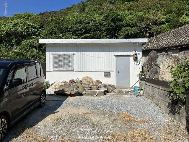 797 sqm Land with Structures in Nago City, Okinawa - Thumbnail 2