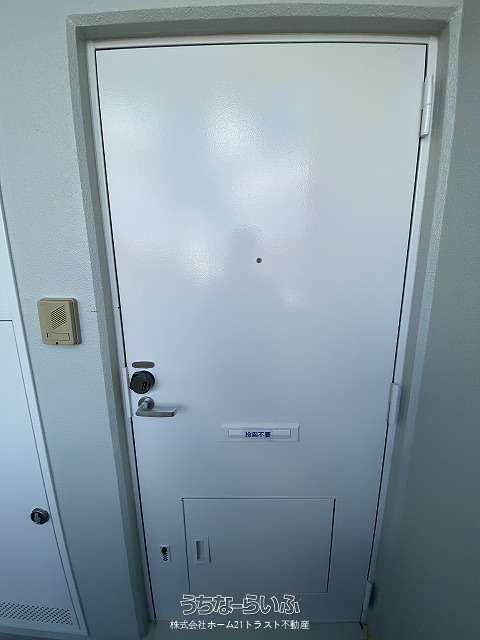 Leopalace Kamihara St 202: 1K Apartment for Rent in Naha, Okinawa - Thumbnail 3