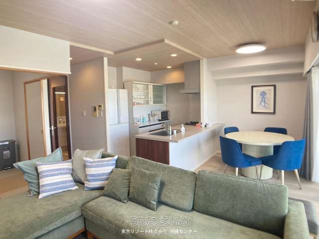 Alture Mihama 3LDK Apartment with Sea Views in Chatan, Okinawa - Thumbnail 2