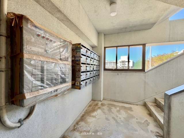 2LDK Apartment for Sale in Ginowan, Okinawa | Near School - Thumbnail 3