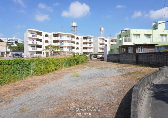 447sqm Land Plot in Kubota, Okinawa City with Building Conditions - Thumbnail 3