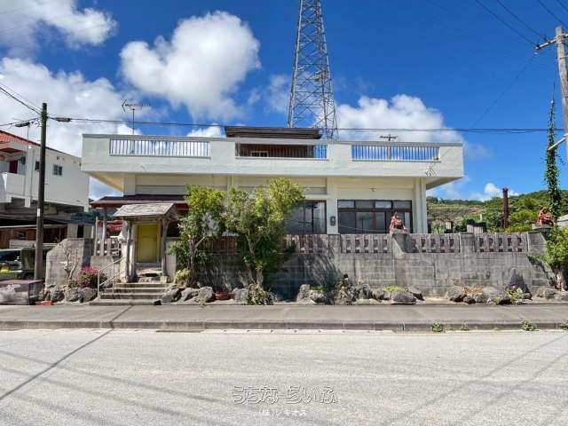 4LDK House for Sale in Nago, Okinawa with Ocean Views - Thumbnail 4