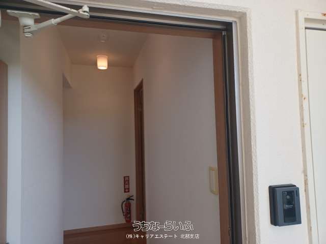 Rose Mary 104: 2DK Apartment for Rent in Nakijin, Okinawa - Thumbnail 3