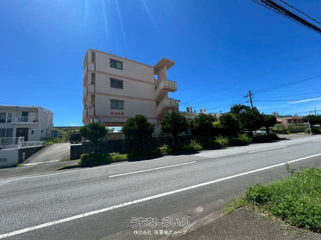 6-Unit Rental Apartment Investment in Yomitan, Okinawa - Thumbnail 2