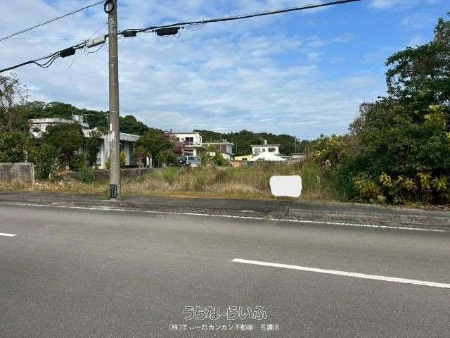 Land for Sale in Nago, Okinawa - 1015.67 sqm Development Plot - Thumbnail 2