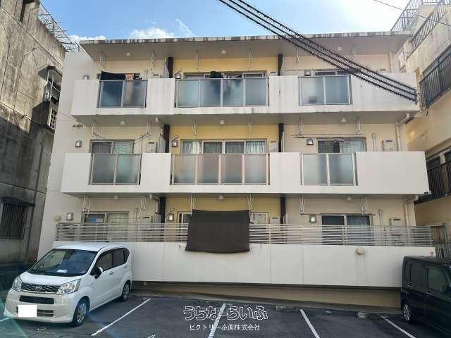 Naha City Apartment Building for Sale - 9 Units, 7 Parking - Thumbnail 4