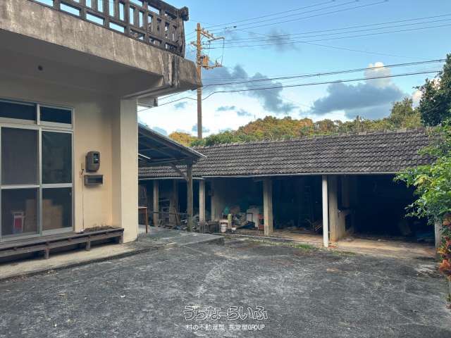 6LDK RC House for Sale with Large Land in Nakijin, Okinawa - Thumbnail 3
