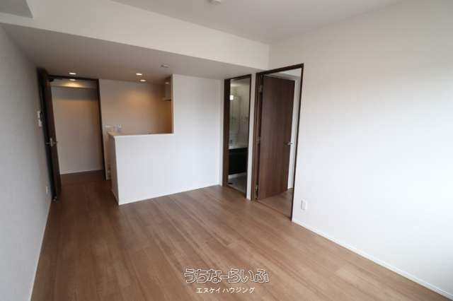 Bellemer 703: 2LDK Apartment for Rent in Ginowan, Okinawa - Thumbnail 4