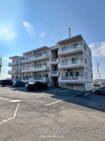 Apartment Building for Sale in Uruma, Okinawa - 5.1% Yield - Thumbnail 3