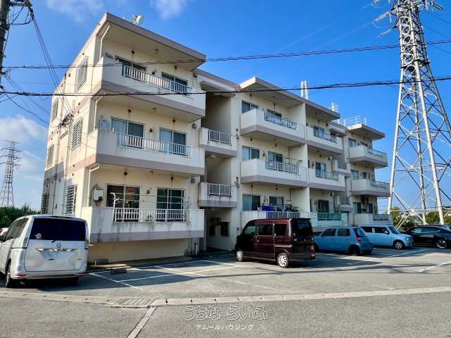 Apartment Building for Sale in Uruma, Okinawa - 5.1% Yield - Thumbnail 2