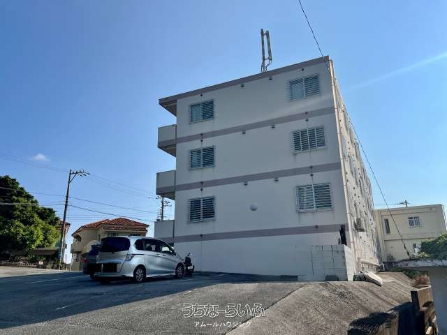 Apartment Building for Sale in Uruma, Okinawa - 5.1% Yield - Thumbnail 4
