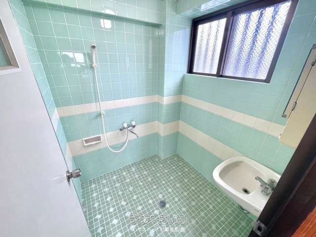 Uruma City Apartment Investment with 5% Yield & Ocean Views - Thumbnail 4