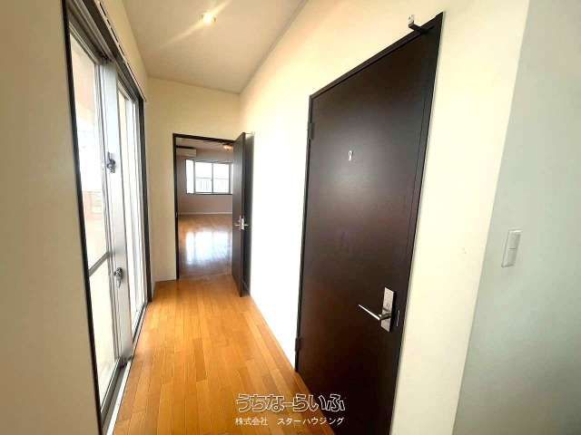 4LDK House with Large Garden for Sale in Uruma, Okinawa - Thumbnail 4
