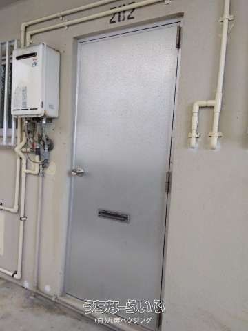 1DK Apartment for Rent in Naha, Okinawa | 33 sqm | Near University - Thumbnail 4