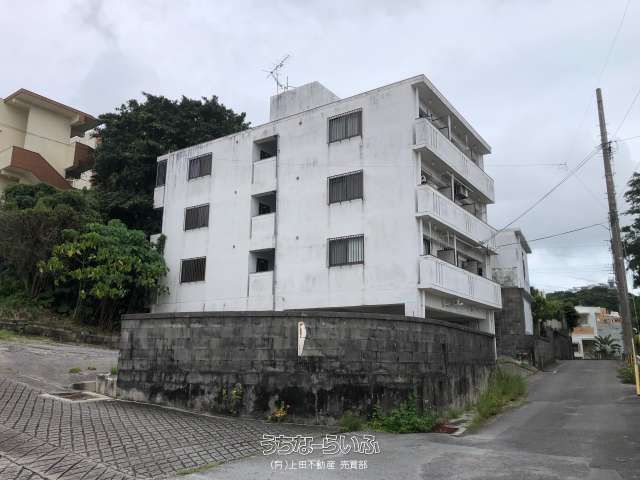 15-Unit Investment Apartment for Sale in Nishihara Town, Okinawa - Thumbnail 4