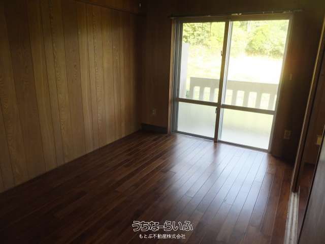 Renovated 2DK Apartment for Rent in Motobu, Okinawa - Thumbnail 2