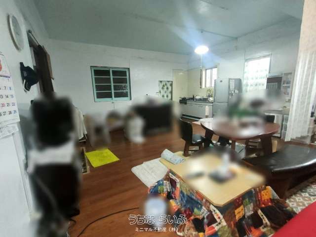 Pink Renovated House for Sale in Miyakojima with Ocean Views - Thumbnail 3