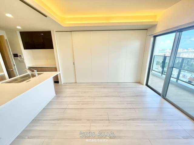 New 2LDK Apartment with Ocean View in Naha, Top Floor - Thumbnail 4