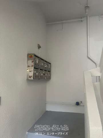 Entire Apartment Building for Sale in Naha, Near Miebashi Station - Thumbnail 4