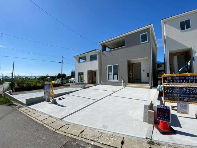 New 4LDK House for Sale in Itoman, Okinawa - 2025 Build - Thumbnail 2