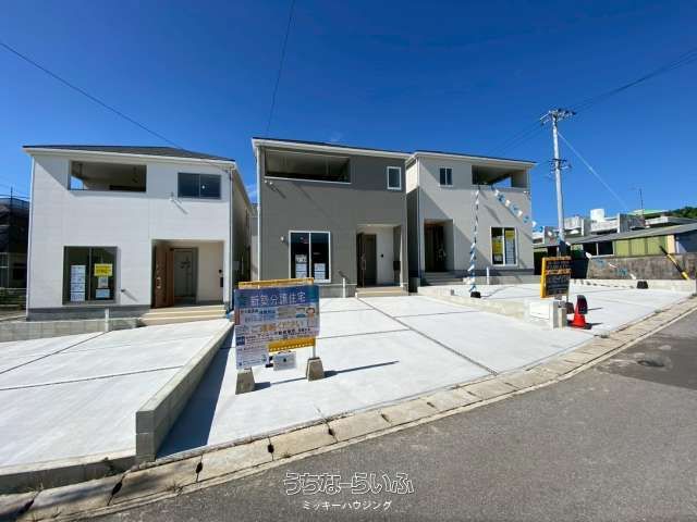 New 4LDK House for Sale in Itoman, Okinawa - 2025 Build - Thumbnail 3