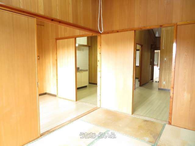 Pet-Friendly 3LDK Apartment for Rent in Shuri, Naha, Okinawa - Thumbnail 3